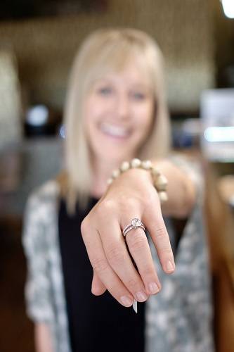 Avoid the Mall and Shop Small This Holiday Season in Laguna Beach!