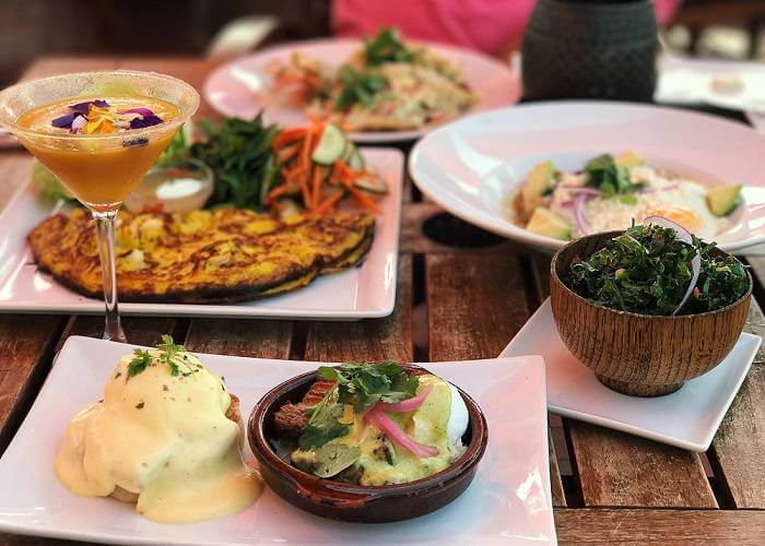 Where You Should be “Brunch-ing” in Laguna Beach Sapphire Laguna Study Of Eggs Benedict Pure Passion Martini Vietnamese Shrimp Crepe Tacos Pork Chile Verde